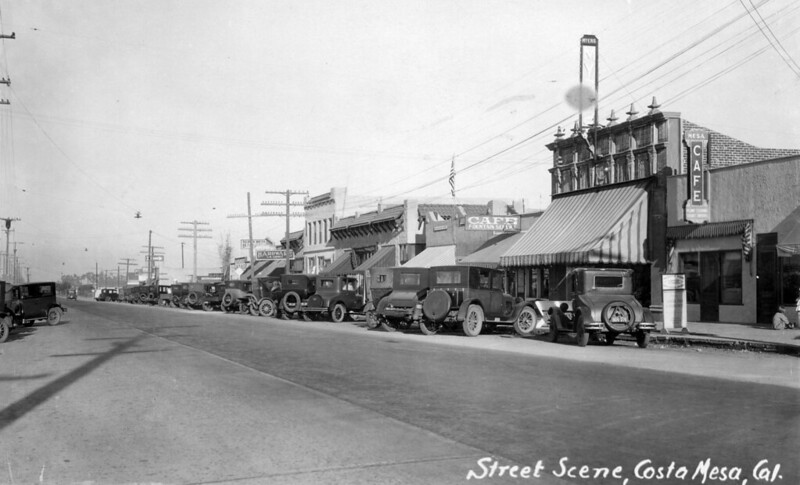 Black and white photo of Costa Mesa, CA in 1927.