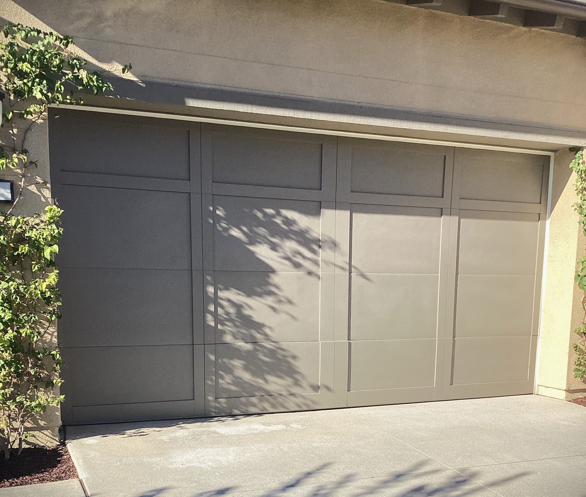 Before image of garage door panel replacement in Ladera Ranch CA.