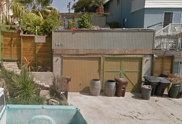 Before version of home in san clemente before new garage door install.