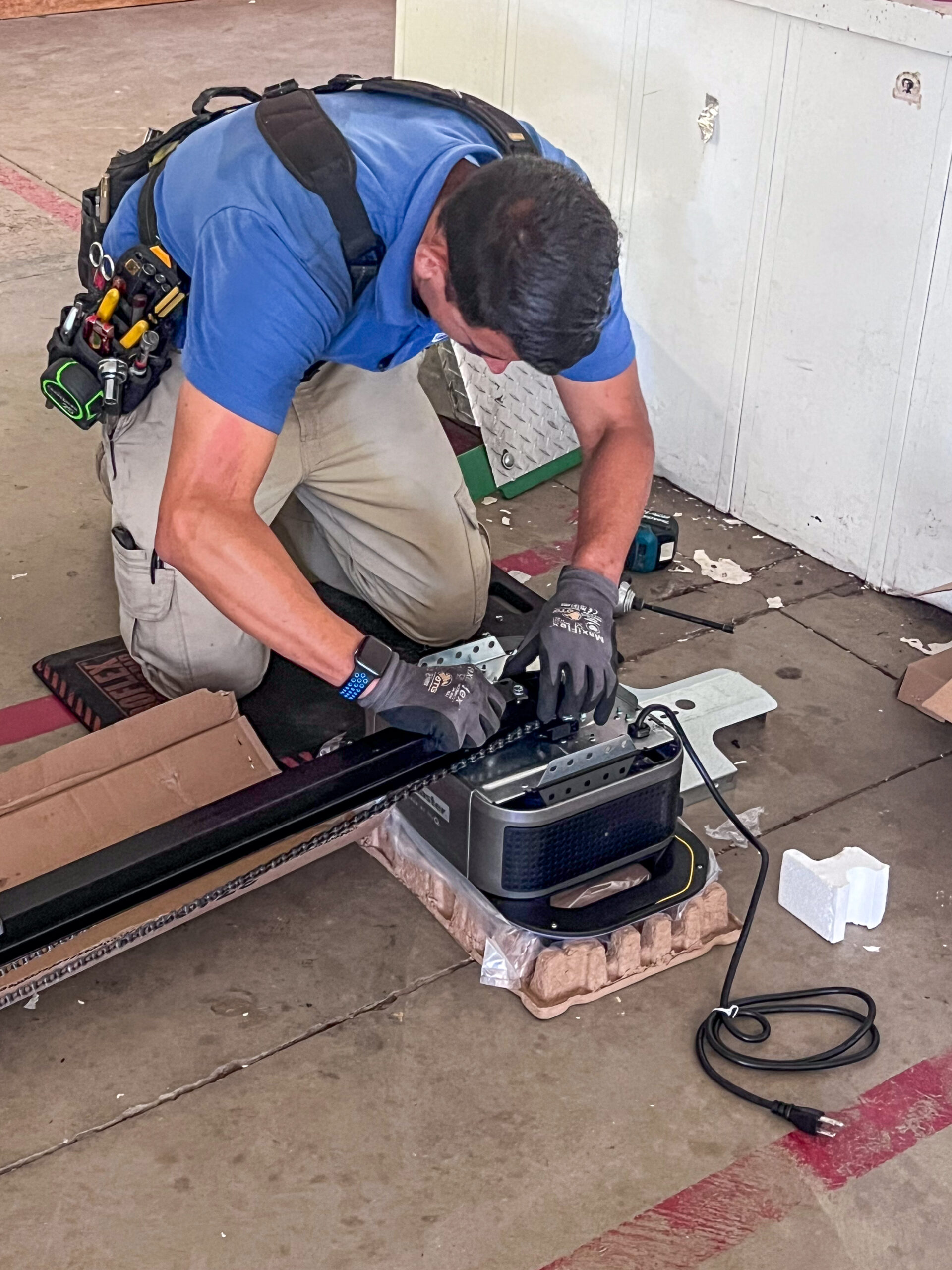 Craftsman Garage Door Openers in OC: Repairs \u0026 Replacements, image size:1920x2560