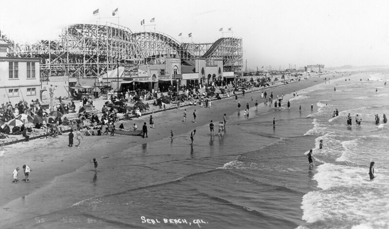 black and white photo of joy zone amusement park in seal beach, ca