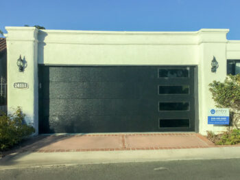 modern garage door in dana point