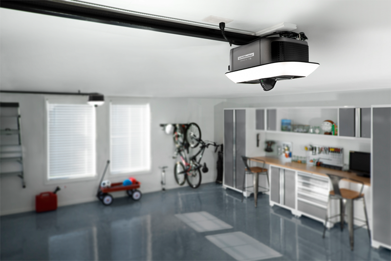 CHAM38547_Phoenix_Liftmaster_2440-FALCON_9_25_2025_3_04_06_PM